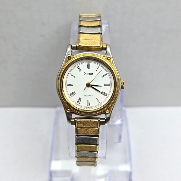 Pulsar By Seiko Accessories - Womens Vintage Pulsar By Seiko Watch Gold Silver Tone Y481-0720 New Battery